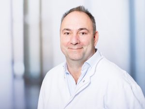 Dr. med. Markus Peyerl, Sektionsleiter Orthopädische Chirurgie und Endoprothetik am Klinikum Ingolstadt