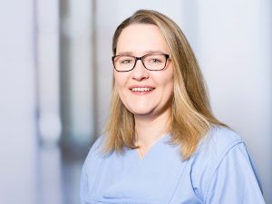Anna Lochner, Oberärztin am Institut für Anästhesie und Intensivmedizin am Klinikum Ingolstadt