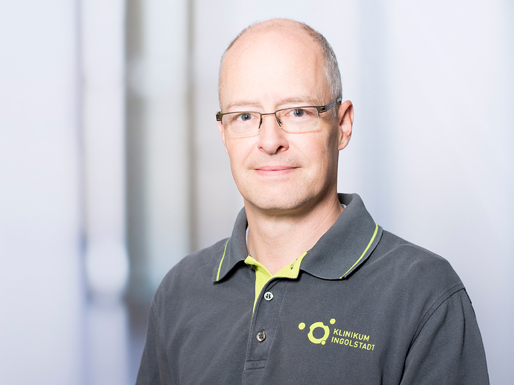 Helge Hütte, Facharzt und stellvertretender Leiter am Ambulanten OP-Zentrum im Klinikum Ingolstadt