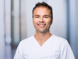 Dr. Francesco Fanizzi, Oberarzt der Klinik für Allgemein-, Viszeral- und Thoraxchirurgie im Klinikum Ingolstadt